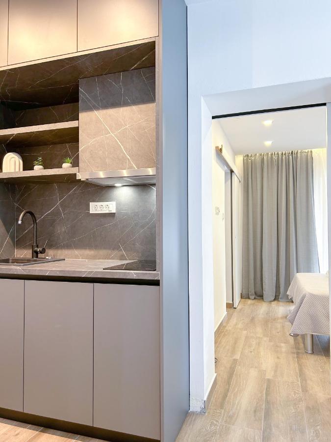 Apartments Saraden Vodice Exterior photo